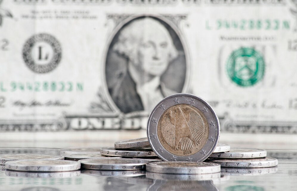 Navigating GBP/USD Price Movements: What’s Driving the British Pound Today?